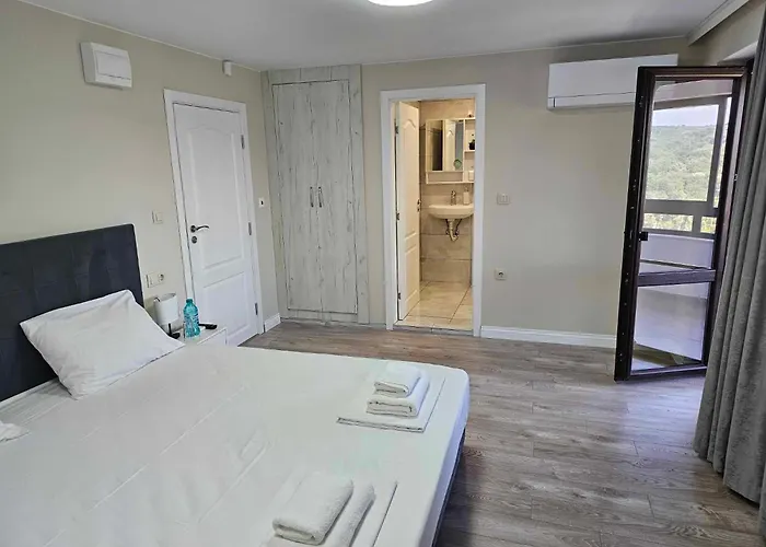 Sunny Hill Pensionat *