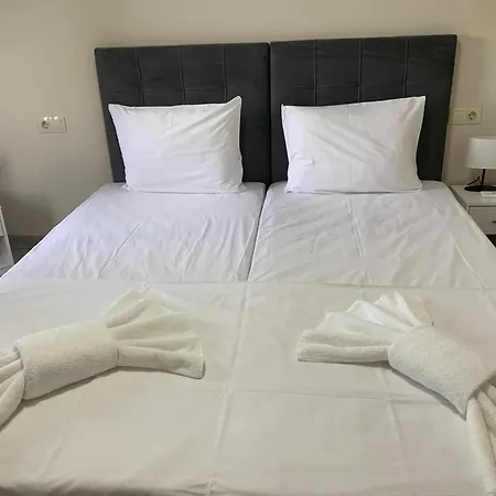 Sunny Hill Konukevi *